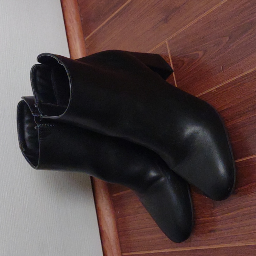 Chinese Laundry Booties